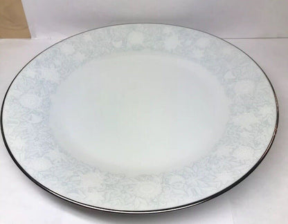 Retired Noritake Ravel Pattern White Flowers w/Blue Silver Trim Salad Plate