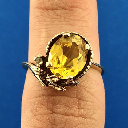 Retro TCI 10K Yellow Gold Oval Citrine Diamond Accent November Anniversary Ring