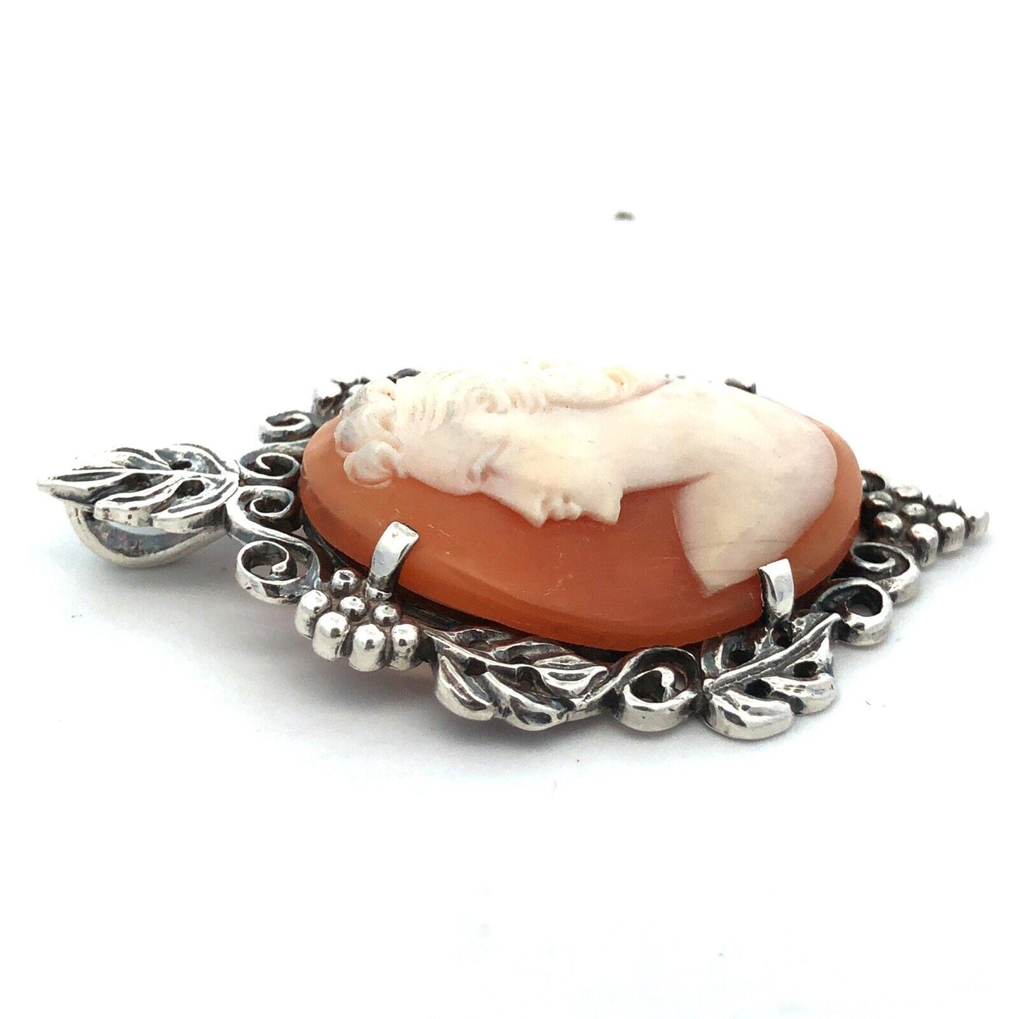 Estate Kabana 925 Sterling Silver Oval Cameo Vines And Grapes Statement Pendant