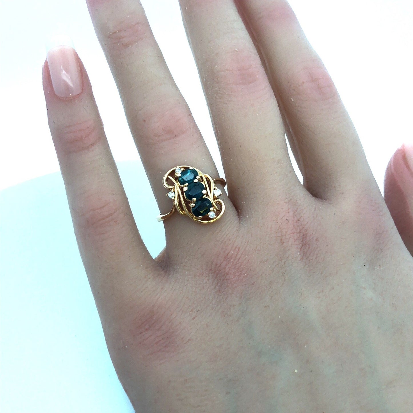 Vintage 14K Yellow Gold Sapphire Diamond Anniversary Birthstone Cocktail Ring