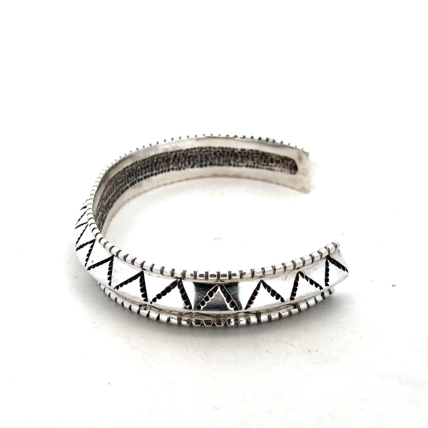 Navajo Anthony Kee 925 Sterling Silver Carinated Knife Edge Open Cuff Bracelet