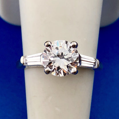 Stunning 14K White Gold Cubic Zirconia CZ Solitaire W/Accents  Engagement Ring