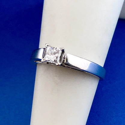 Vintage 14K White Gold Princess Diamond Solitaire Engagement Promise Ring