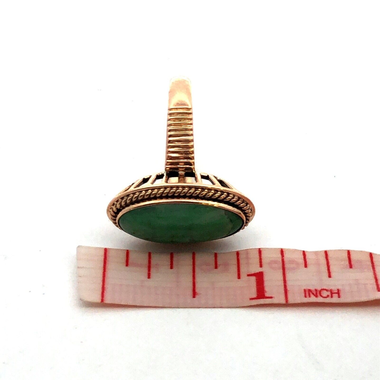 Vintage 14K Yellow Gold Oval Green Jade Bezel Solitaire Textured Statement Ring