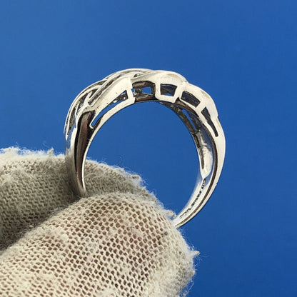 Stunning Sterling Silver 925 Sparkling White CZ Braided Band Ring Size 8.25