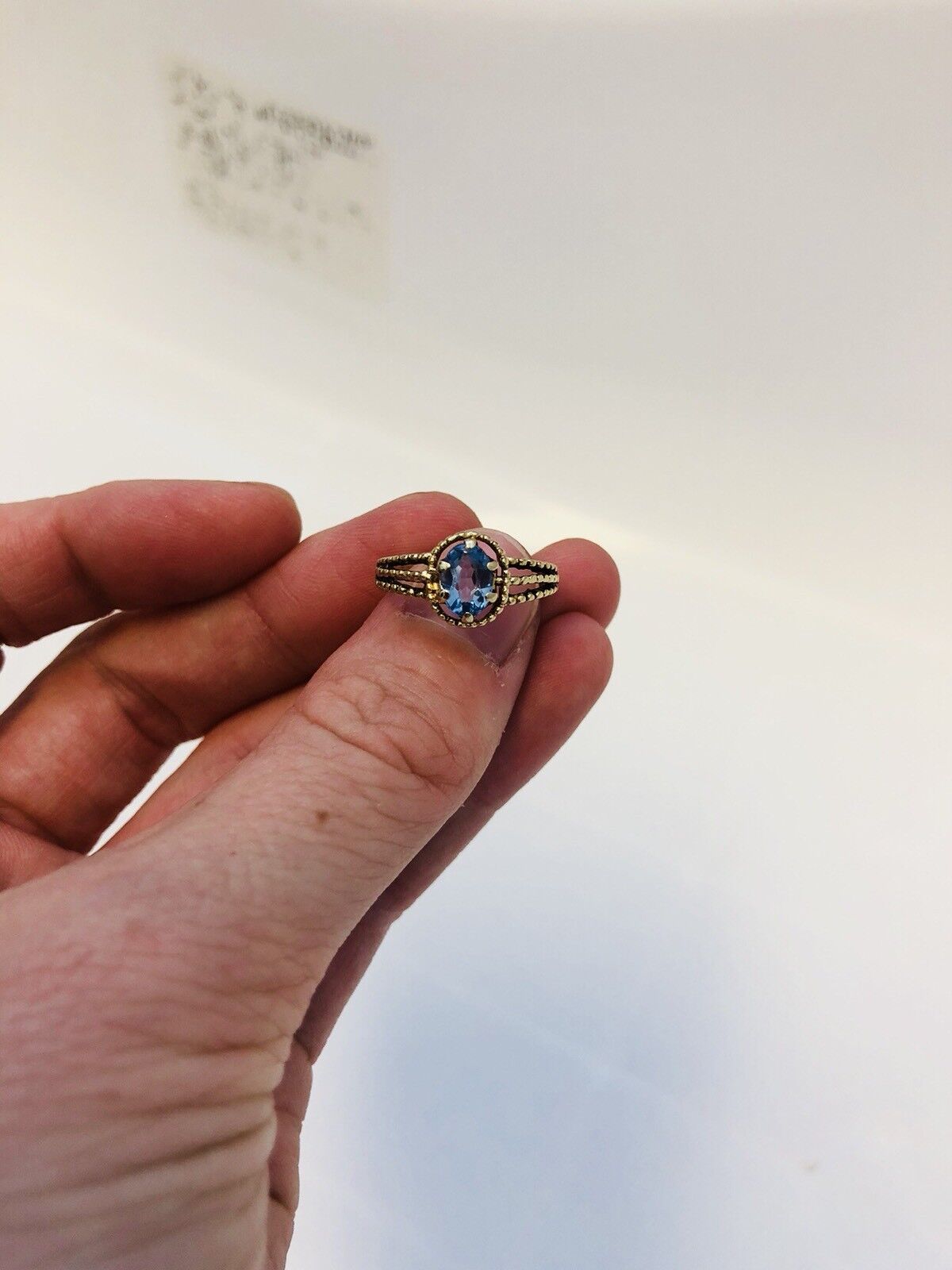 Vintage 10K Yellow Gold Oval Blue Topaz Triple Shank December Cocktail Ring