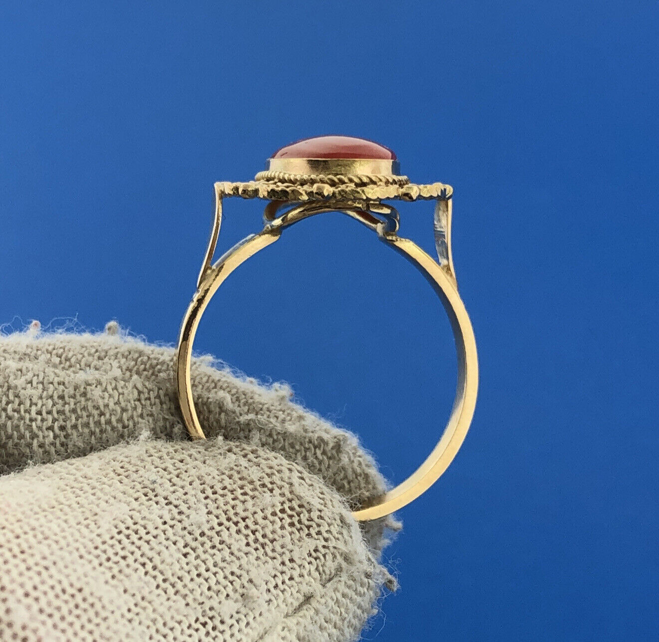 Designer 14K Yellow Gold Oval Red Coral Cabochon Filigree Cocktail Ring