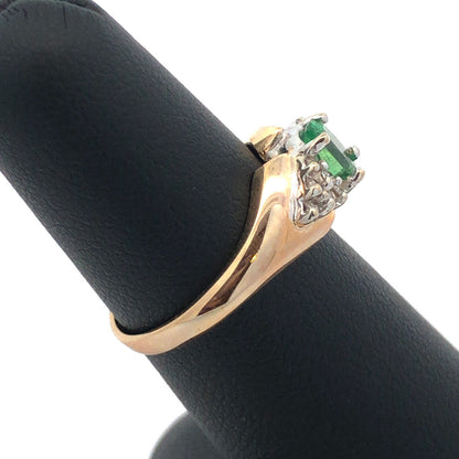 10K Yellow Gold Oval Emerald Solitaire Diamond Accented Cocktail Ring