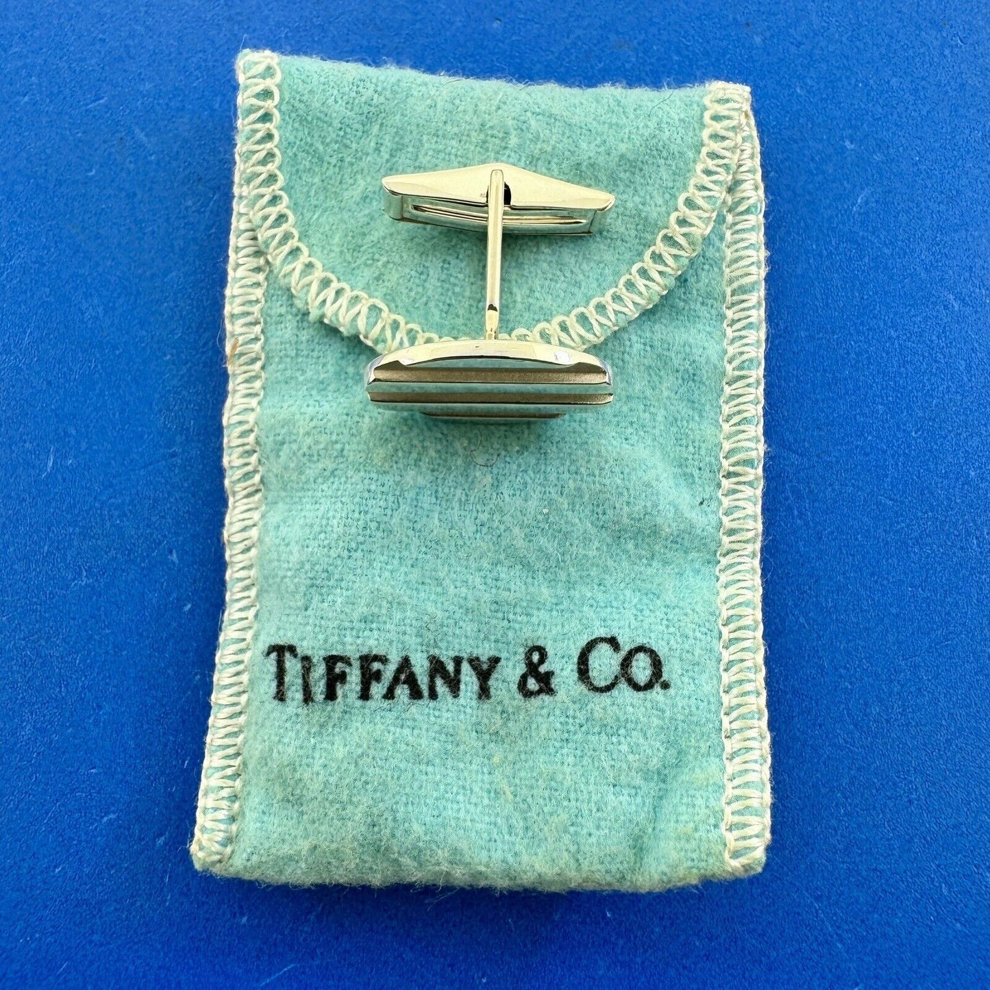 Tiffany & Co 925 Sterling Silver Oval Ribbed Single Replacement CuffLink