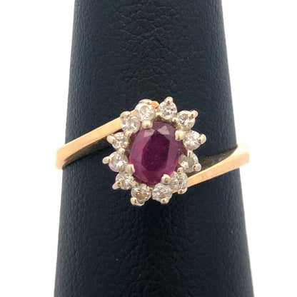Gorgeous 14k Yellow Gold Oval Cut Ruby Diamond Halo Twisted Band Ring Size 6.25