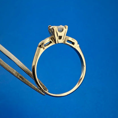 Vintage 14K White Gold Round Diamond Solitaire With Accents Engagement Ring