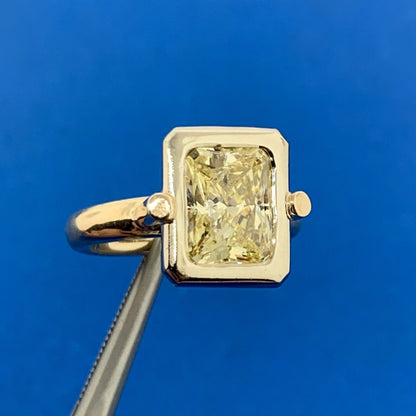 Designer 14K Yellow Gold Lemon Solitaire Statement Ring