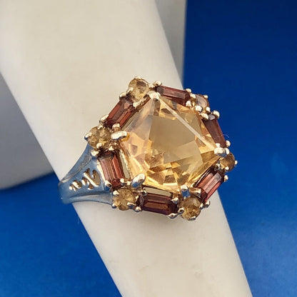 Vintage THL 10K Yellow Gold Citrine Solitaire Halo November Anniversary Ring