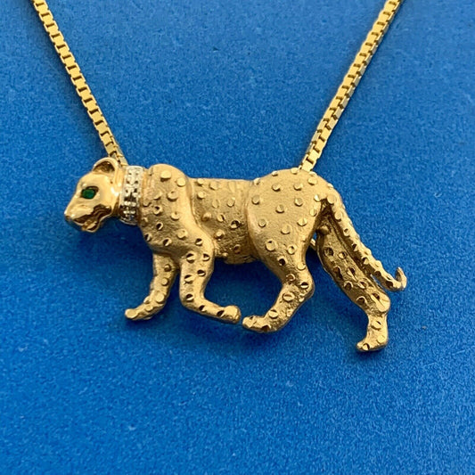 Custom 14K Yellow Gold Emerald Eye Spotted Leopard Pendant Necklace