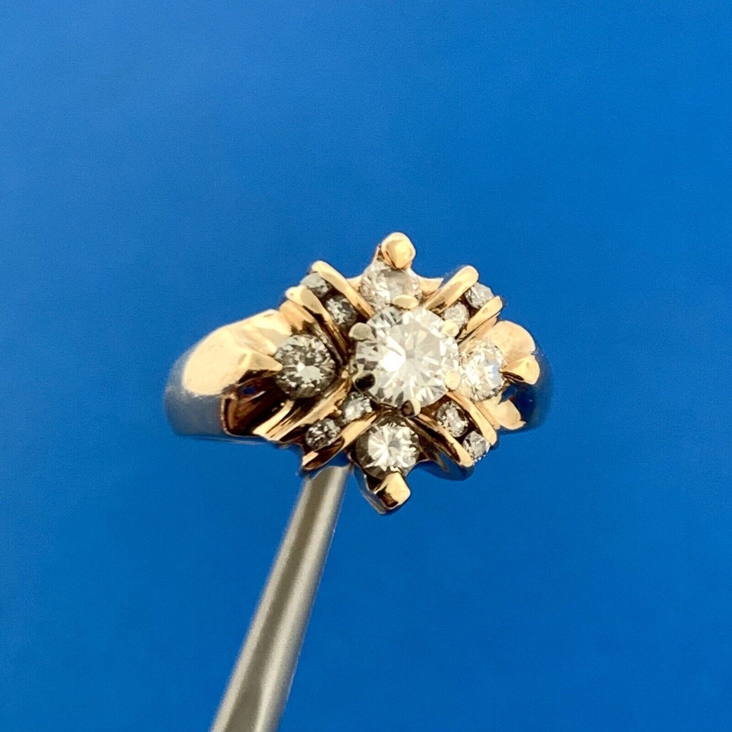 Gorgeous 14k Yellow Gold Round Cut Diamond Multi-Level X Cluster Ring Size 5.5