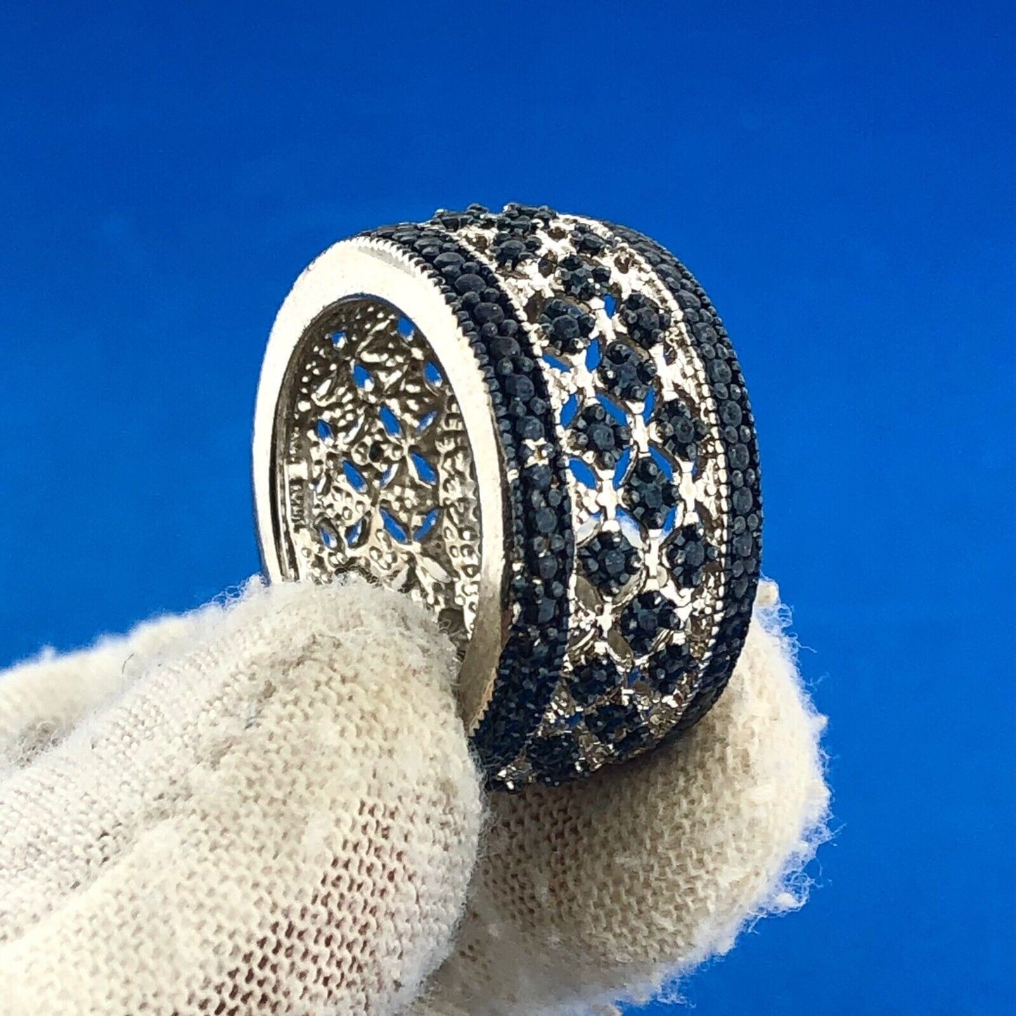 Designer 925 Sterling Silver Black Diamond Illusion Cutout Cigar Band Ring