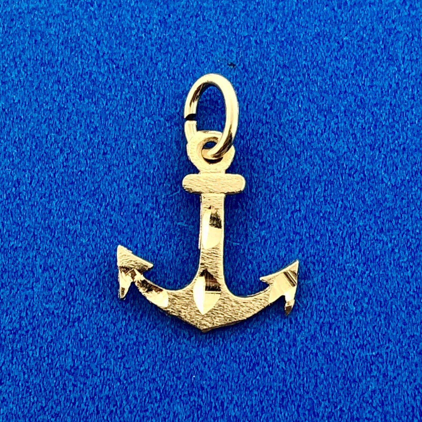 14K Yellow Gold Diamond Cut Textured 3 Dimensional Anchor Seaman Charm Pendant
