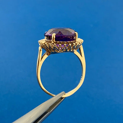 Mid Century 14k Yellow Gold Round Amethyst February Anniversary Statement Ring