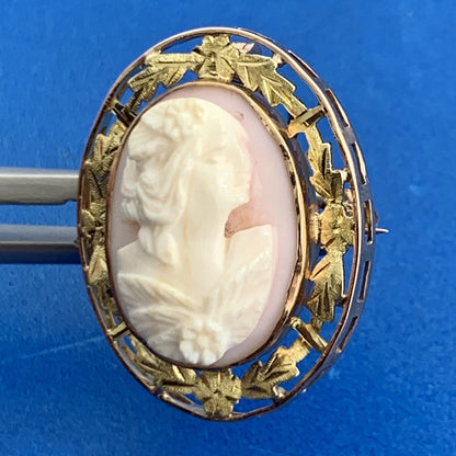 Victorian Carved Pink Cameo 10K Rose & Yellow Gold Border Leaves Brooch Pendant