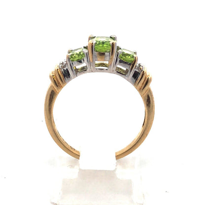 Stunning 10K Yellow Gold Oval Peridot Diamond Birthday Anniversary Ring