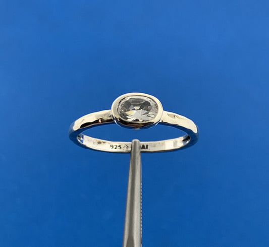 Designer Silpada 925 Sterling Silver Oval White Quartz Stackable Cigar Band Ring