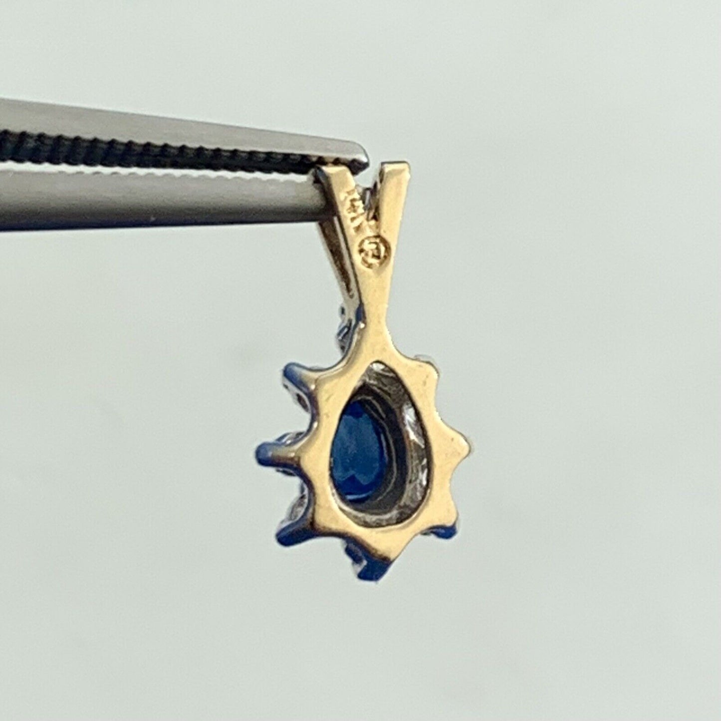 Vintage 14K Yellow Gold Pear Cut Blue Sapphire Diamond Halo Teardrop Pendant