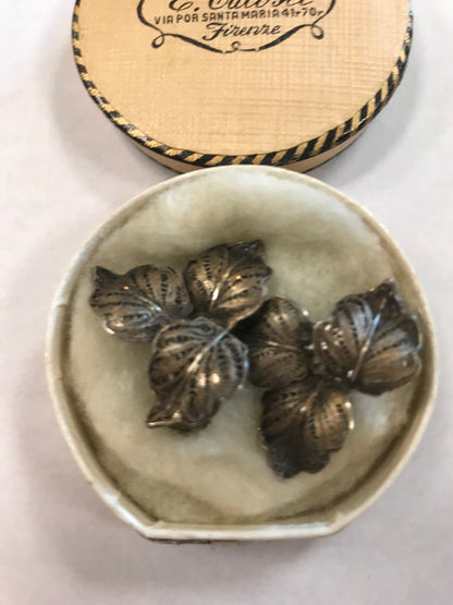Vintage Art Deco 900 Stamped Silver Filigree Leaf Design Clip On Earrings