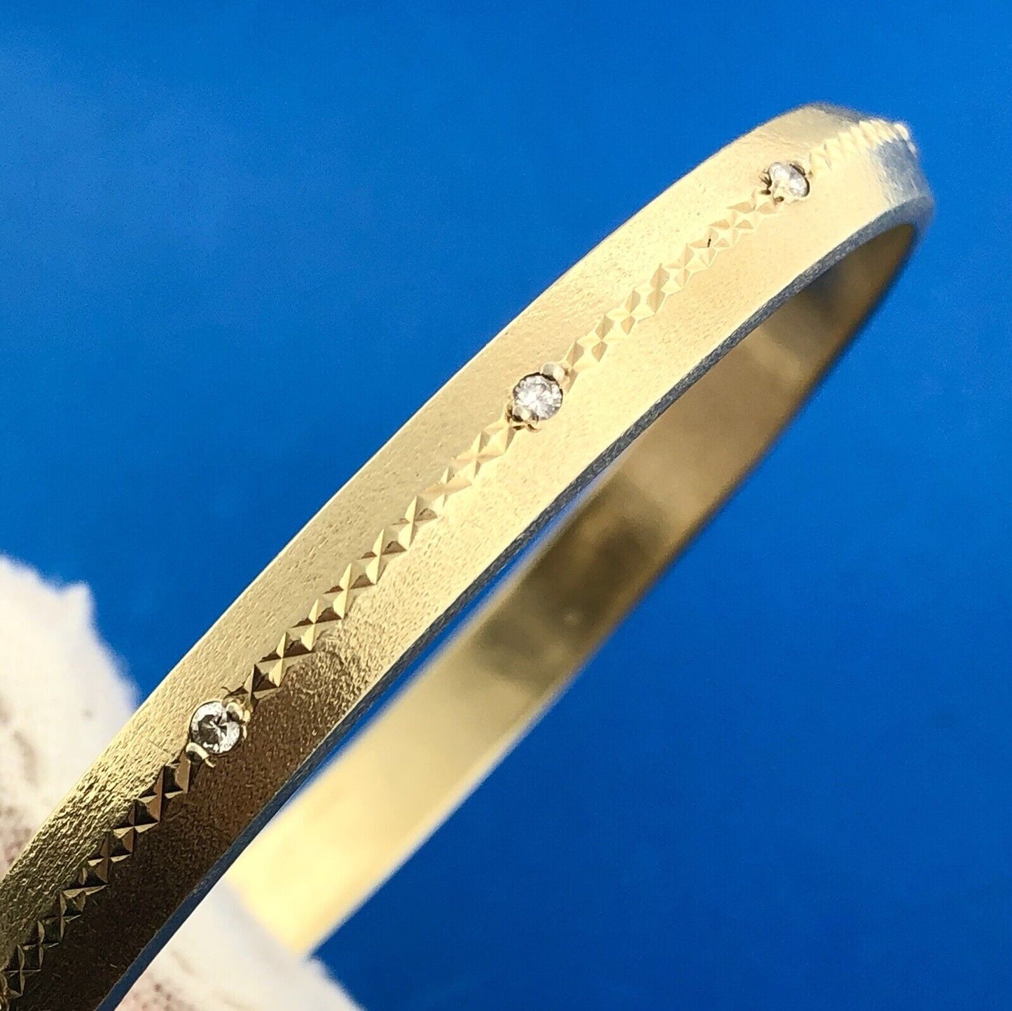 Estate 14K Yellow Gold Diamond Station Weave Etched Bangle Bracelet