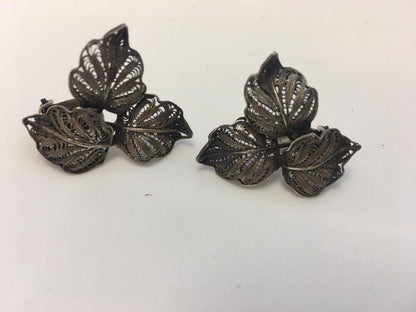 Vintage Art Deco 900 Stamped Silver Filigree Leaf Design Clip On Earrings