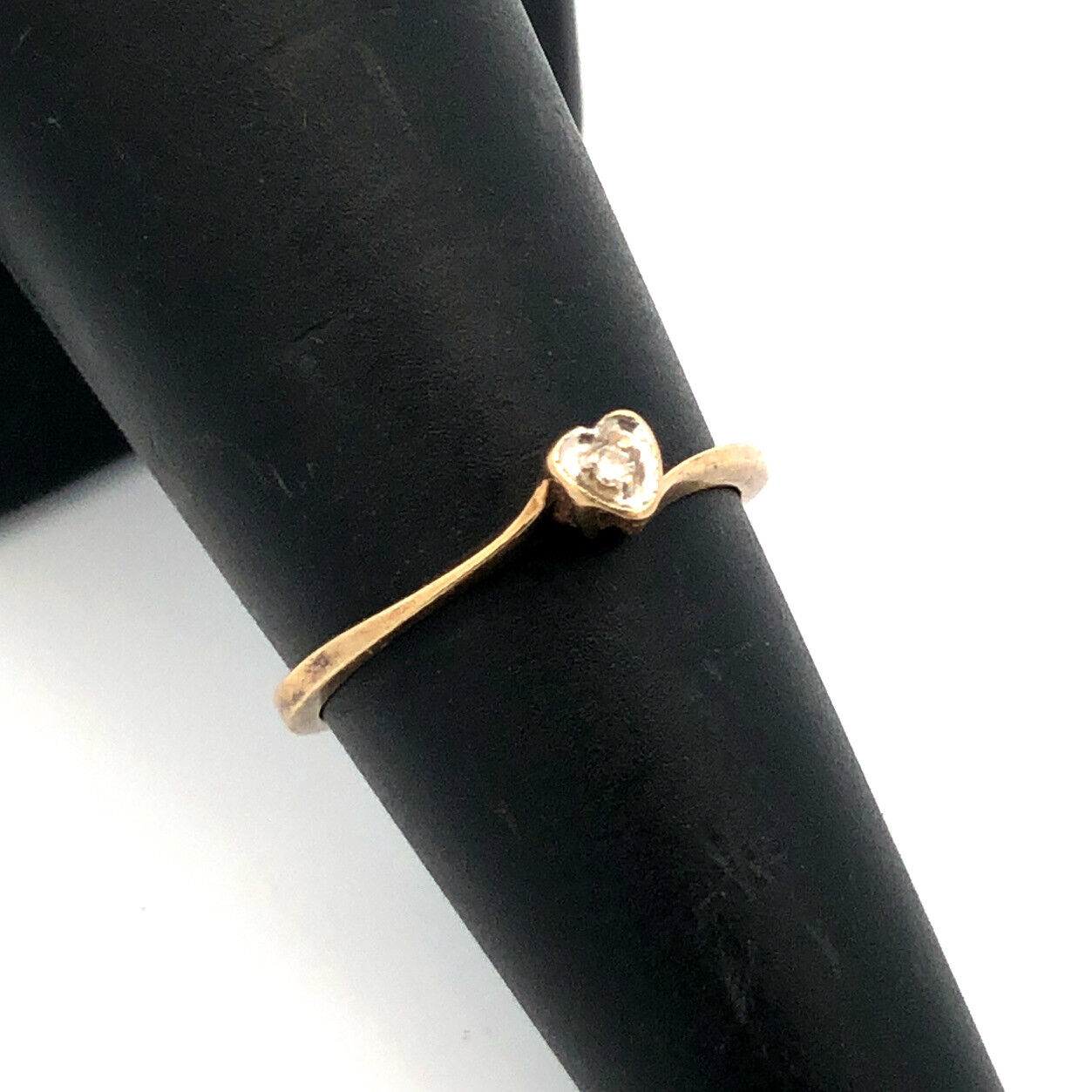 Designer 10K Yellow Gold Round Diamond Heart Promise Sweetheart Ring