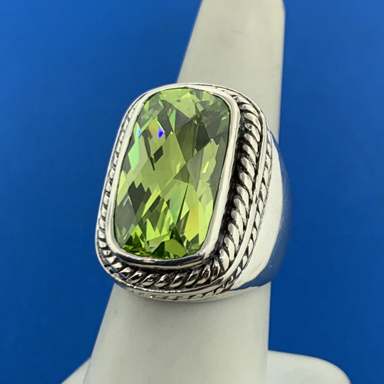 Designer 925 Sterling Silver Rectangle Cushion Cut Peridot Statement Finger Ring