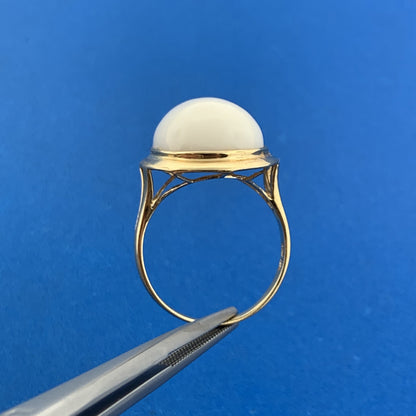 Designer PTJ 14k Yellow Gold Cabochon White Agate Statement Ring Size 7.25