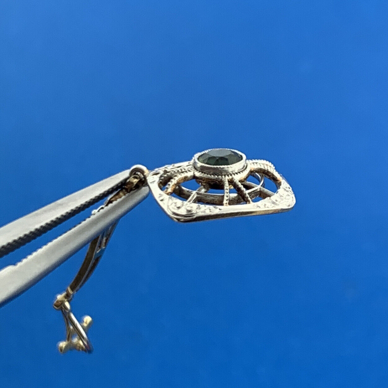 Art Deco 14K White Gold Peridot August Anniversary Filigree Scroll Drop Pendant