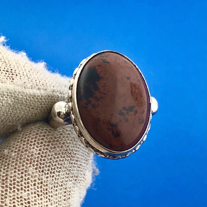 Gorgeous Sterling Silver 925 Oval Cut Brown Red Jasper Ring Size 5.5