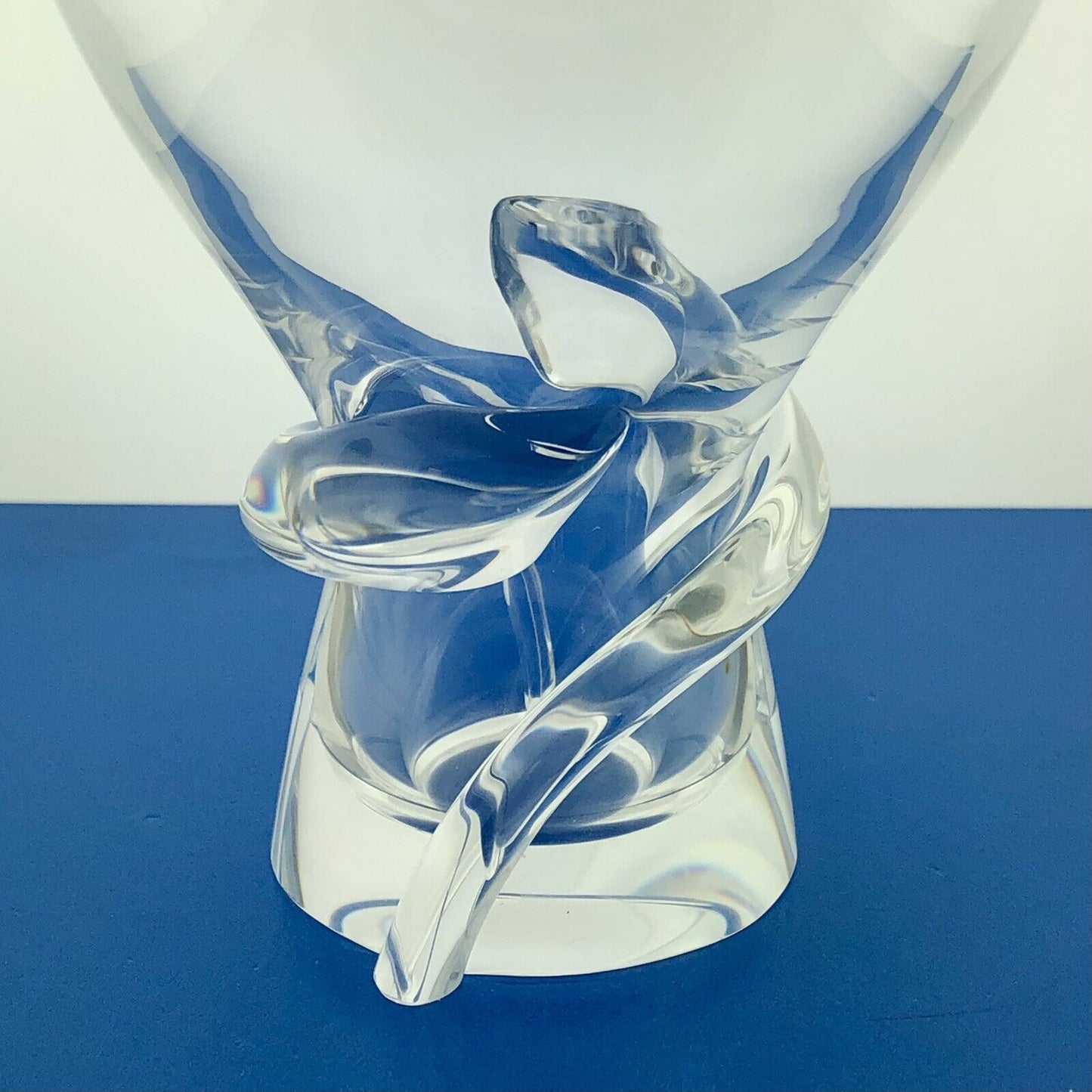 Mid Century Steuben Classic Hand Blown Art Glass Modernist Twist Flower Vase