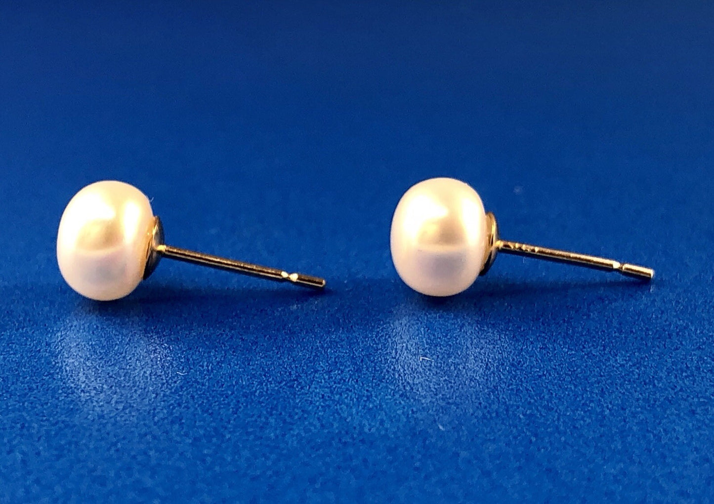 14K Yellow Gold Pearl Bridal June Sweetheart Anniversary Stud Earrings