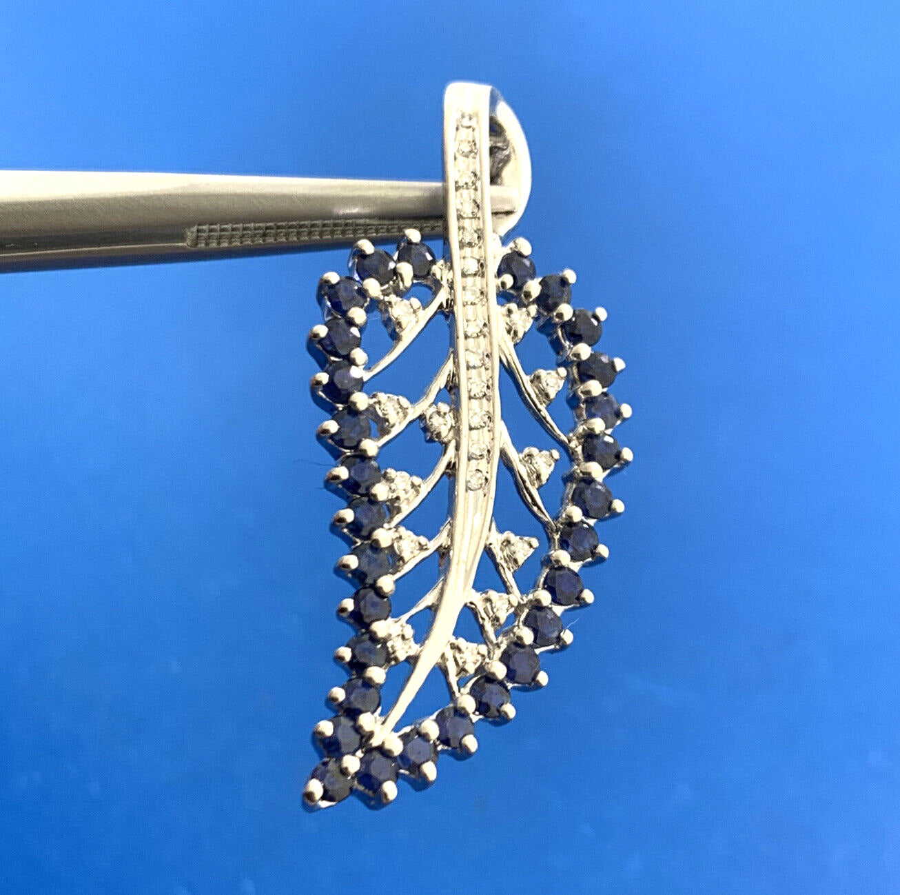 Designer GRP Blue Sapphire Diamond 925 Sterling Silver Leaf Nature Pendant