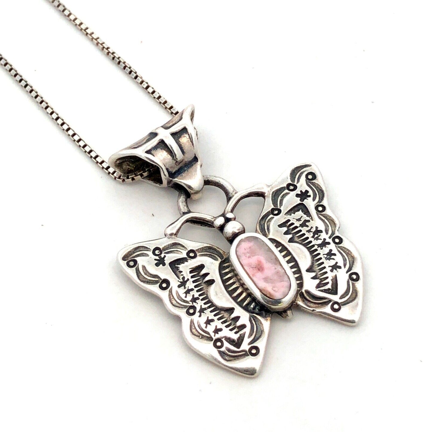 Native American 925 Sterling Silver Pink Agate Storyteller Butterfly Necklace