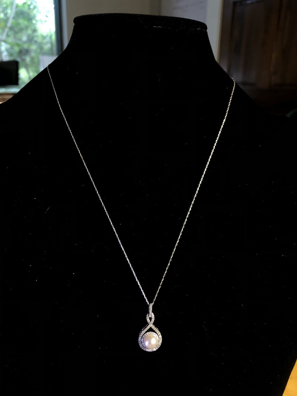 Designer 14K White Gold Pearl Diamond Bridal June Infinity Anniversary Necklace