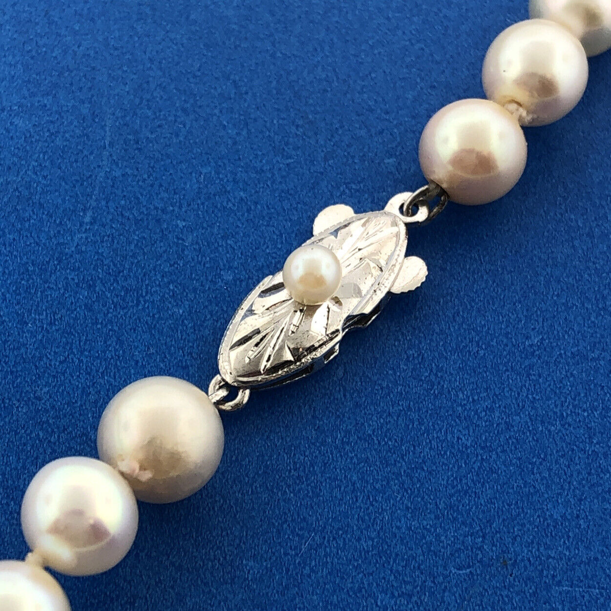 Vintage Silver Hand Knotted 6.5 mm Pearl Bridal Communion Evening Necklace