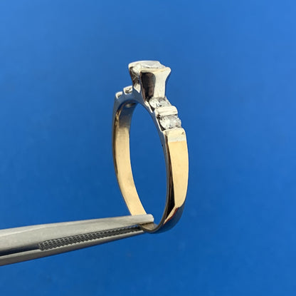 Stunning 14K Yellow White Gold Diamond Solitaire w/Accents Engagement Ring