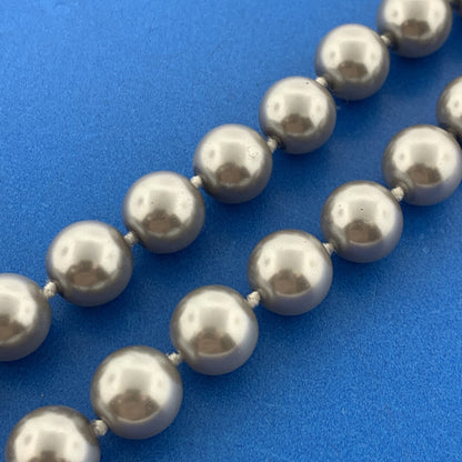 Vintage Silver Tone Hand Knotted Grey Glass Pearl Beaded Necklace 9.7mm