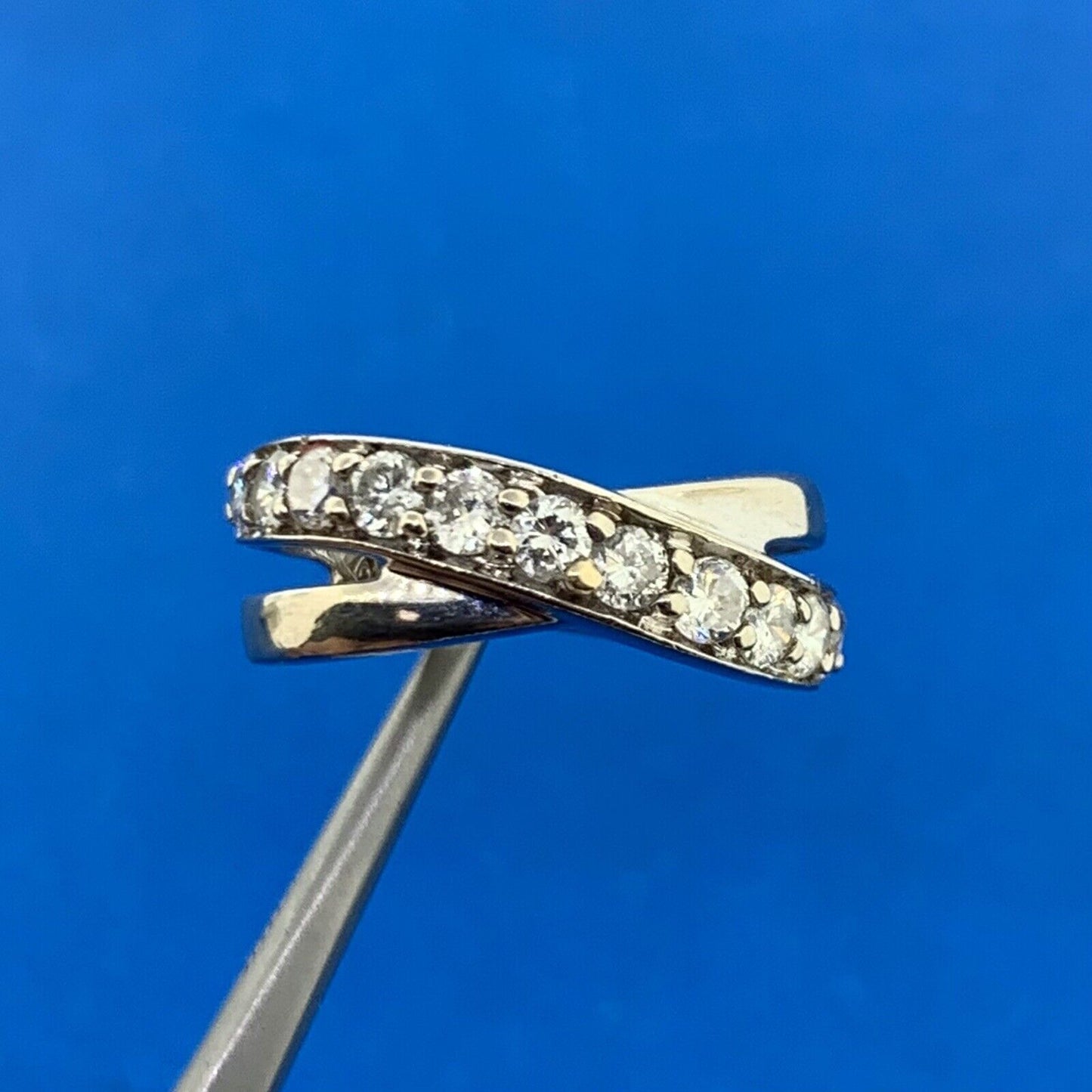 Designer 14K White Gold Diamond Entwined Wedding Anniversary Band Ring