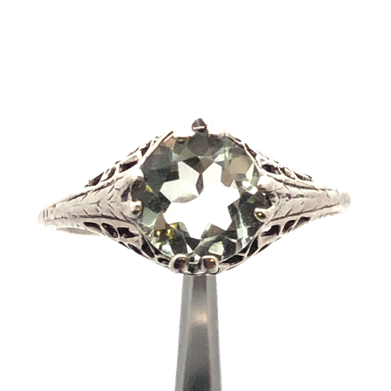 Vintage 14K White Gold Green Amethyst Prasiolite Solitaire Filigree Detail Ring