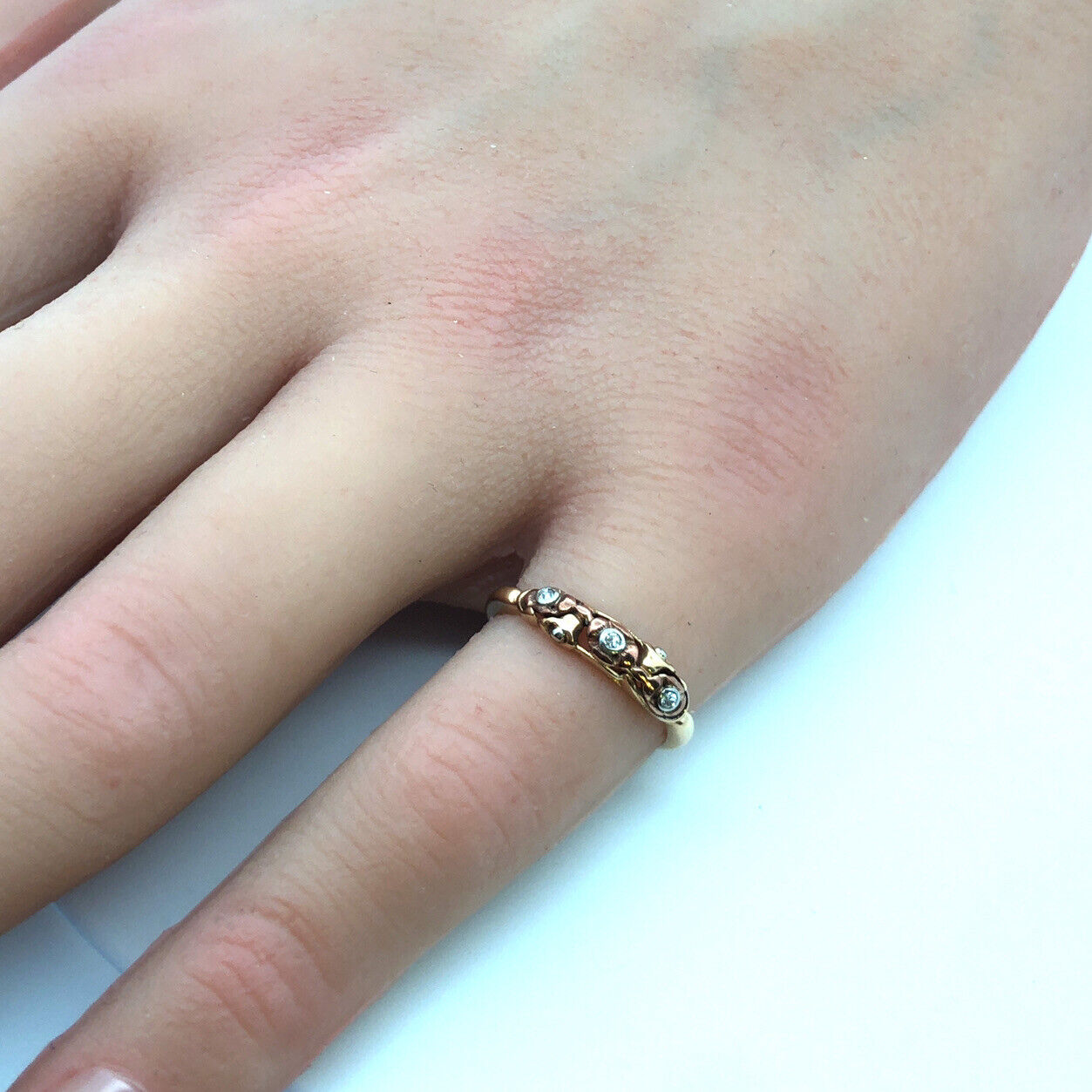 Vintage 14K Yellow Rose Gold Diamond Flower Textured Band Ring