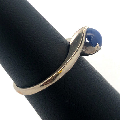 Retro 14K White Gold Blue Star Sapphire Solitaire Cabochon Modernist Ring