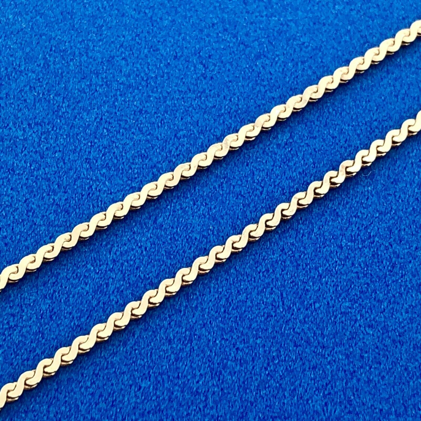 Stunning Sterling Silver 925 Cabochon Larimar Triangular S Link 15" Necklace