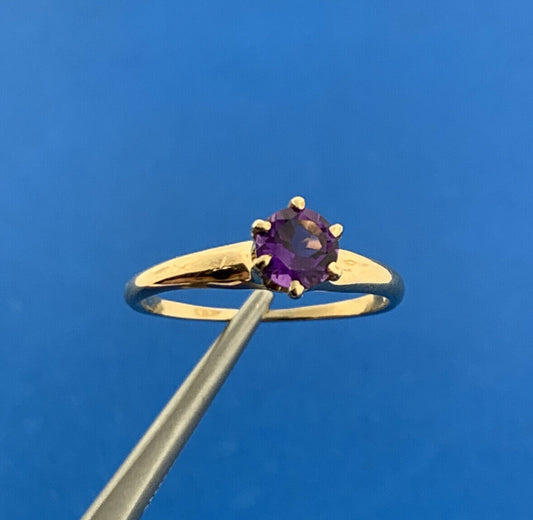 14K Yellow Gold Amethyst Solitaire February Anniversary Occasion Ring