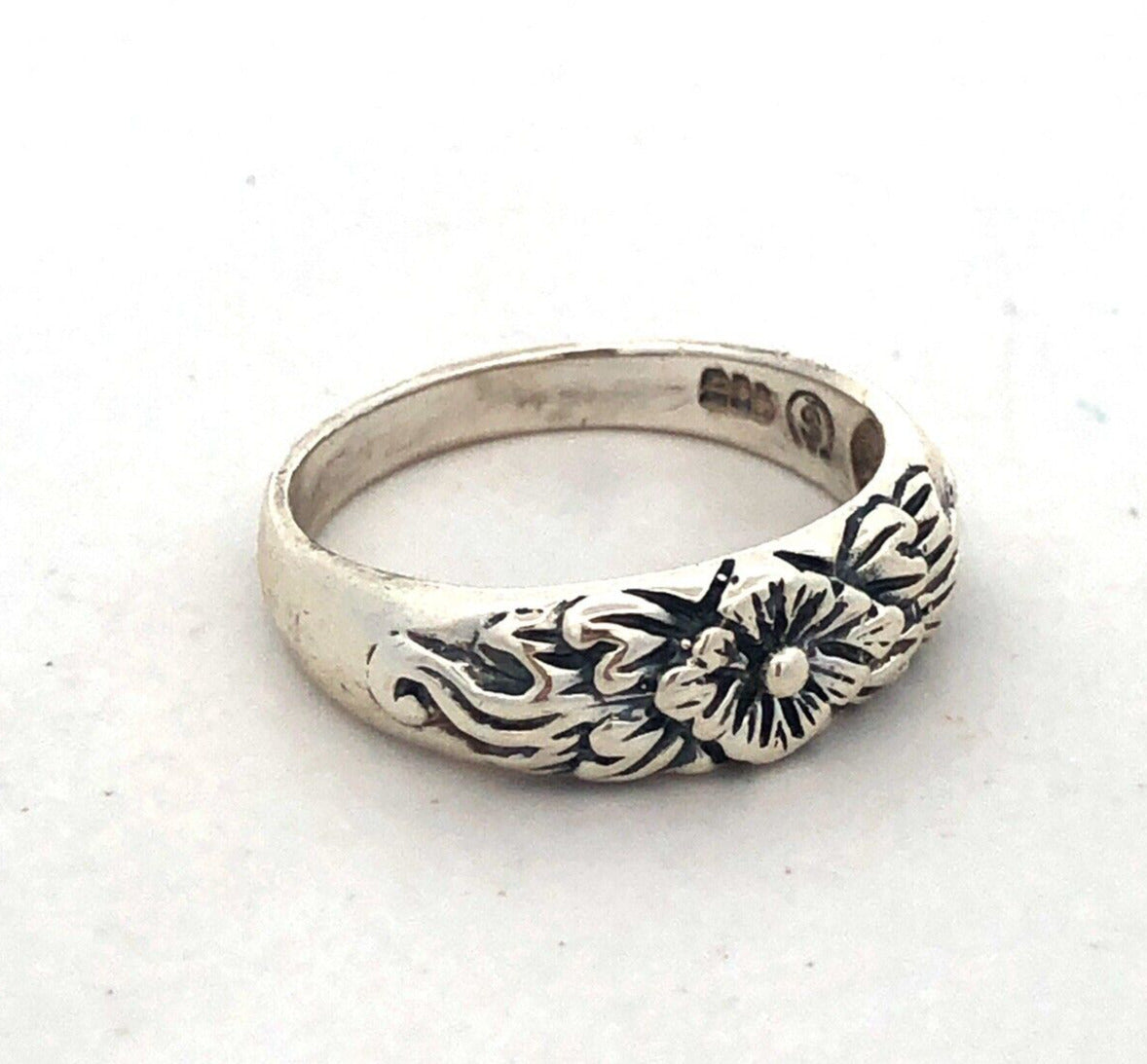 Designer 925 Sterling Silver Textured Flower Floral Stackable Band Ring