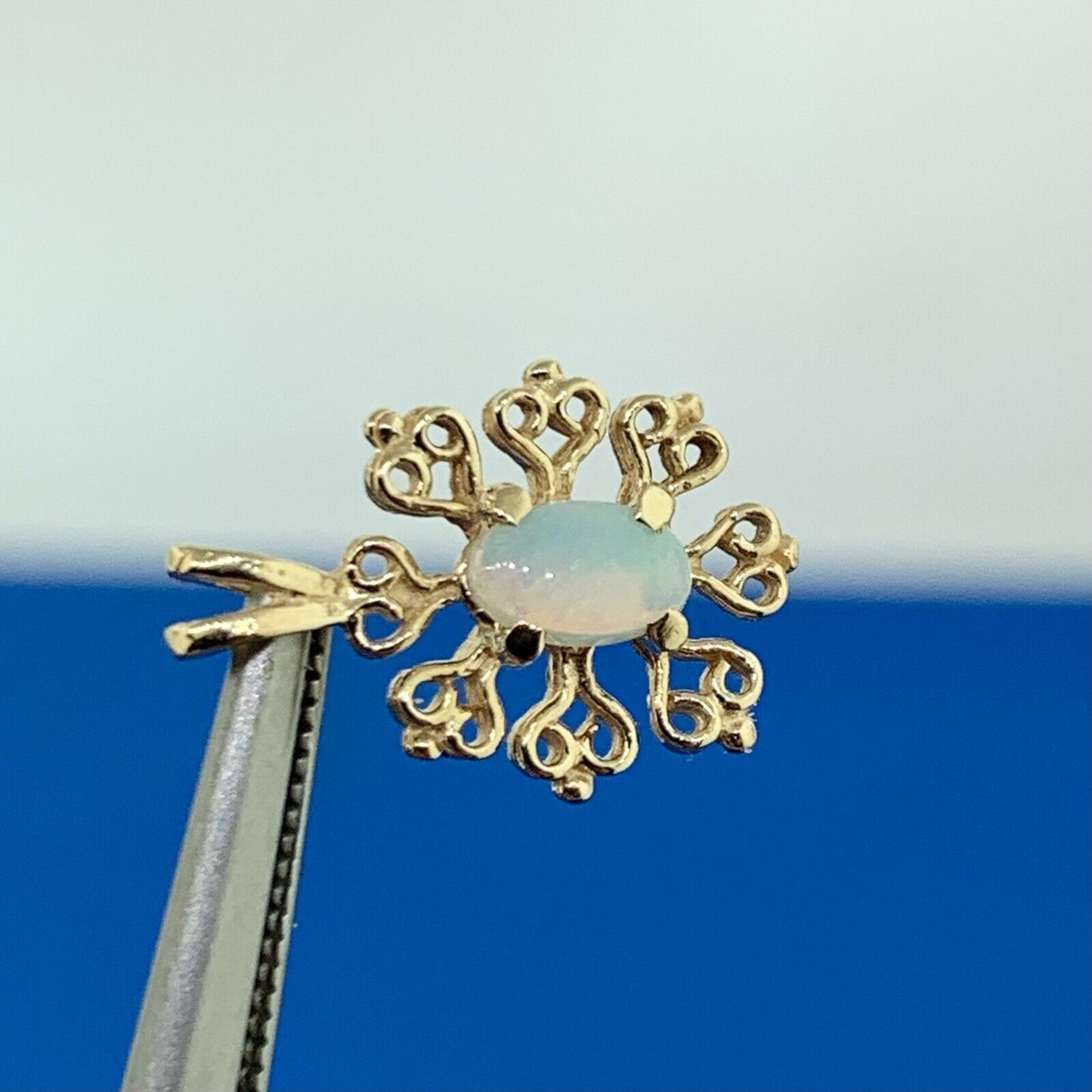 Designer 14K Yellow Gold Oval Opal Filigree Snowflake Drop Dangle Pendant